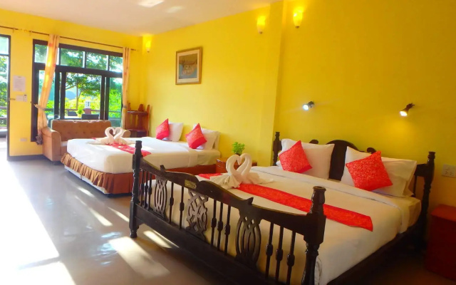 Banana Resort & Spa