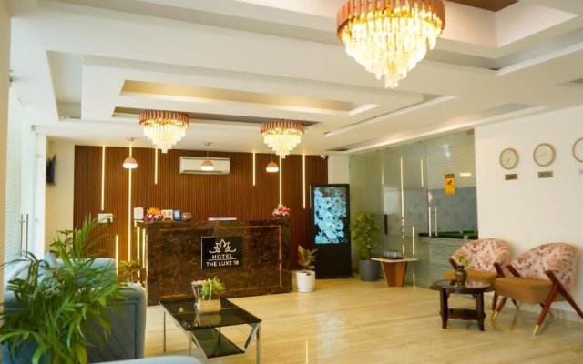 Hotel The Luxe 18