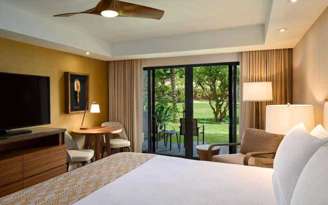 Outrigger Kaanapali Beach Resort
