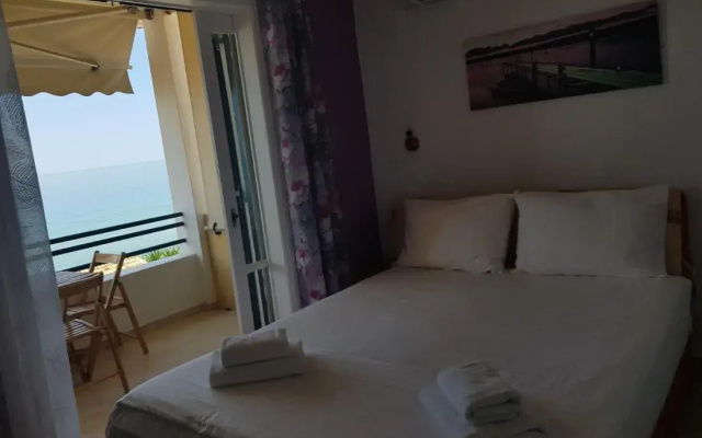 Glyfada Apartments