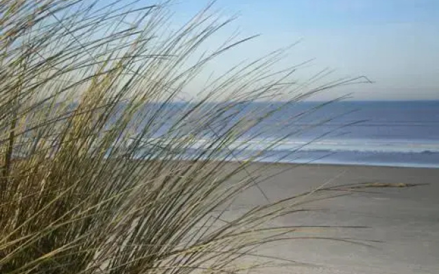 Strandhotel Buren aan Zee