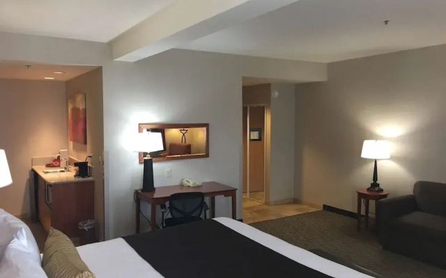 Hampton Inn