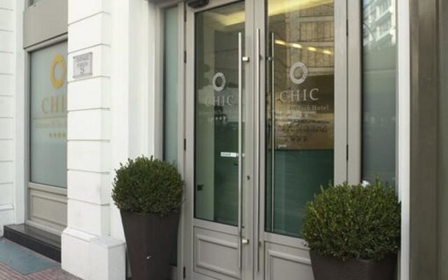 Chic Hotel вид на фасад