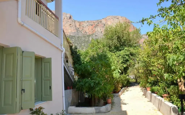 Vanna's Apartments
