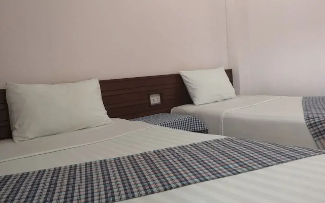 3.T. Khong River Hotel