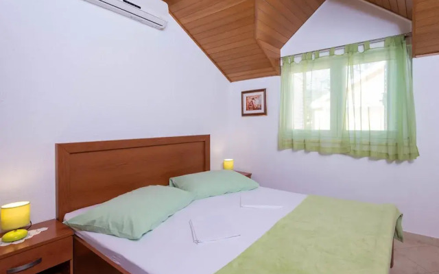 Apartments Jaksa