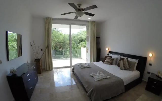 Mamitas Village 201-A by Playa Silvestre