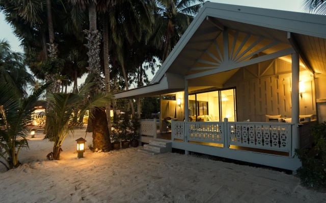 Отель Paradise Beach Resort Samui вид на фасад