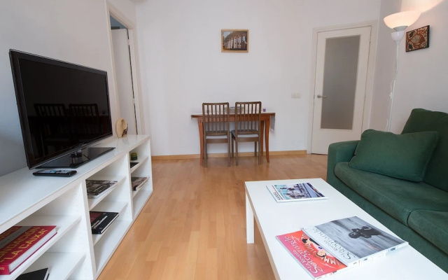 Cozy in Best Gran Via Malasaña Chueca
