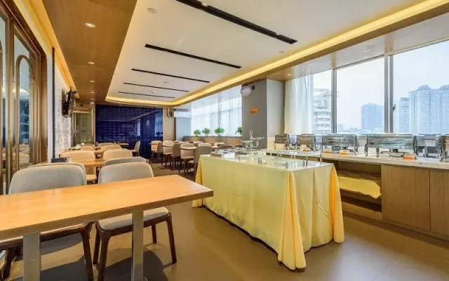 Yeste Hotel (Nanning Chaoyang Wanda Plaza)