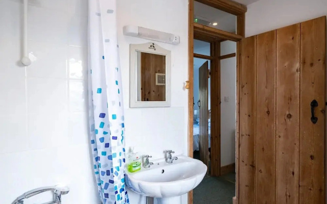 Harbour Lodge