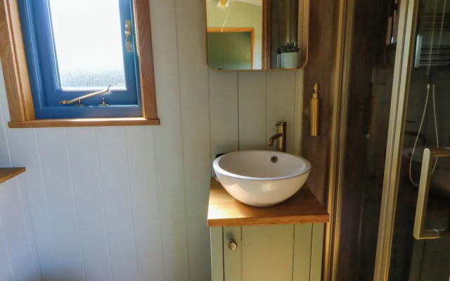 Fir Tree Shepherd's Hut
