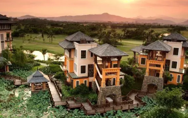 Huizhou Palm Island Golf Resort