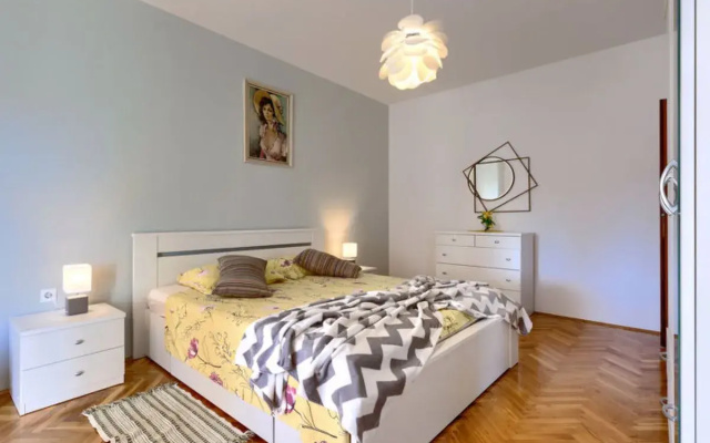 Apartment Ivanka Como