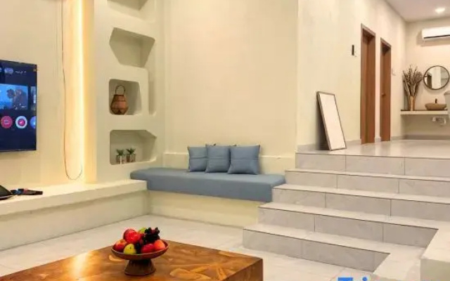 The Luxurious 40 @ Millos Villa
