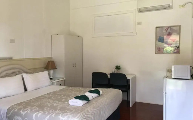 Major Innes Motel