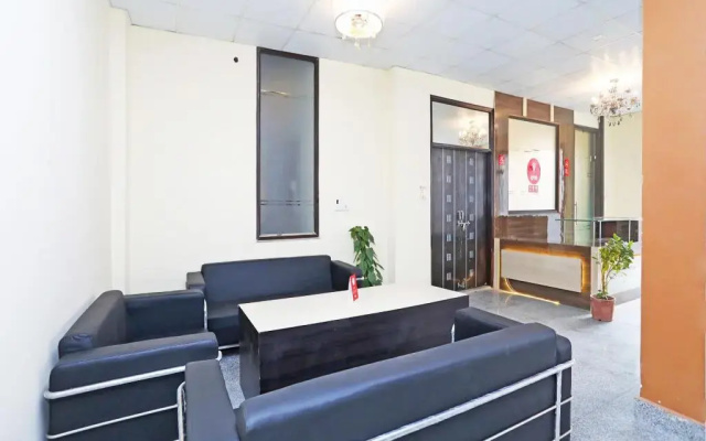 The Diamond Nest by OYO Rooms