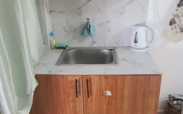 Studio 107, South B, Sana Sana