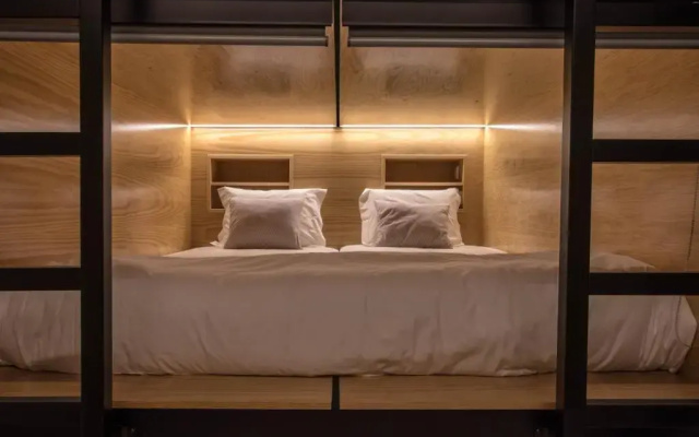 GiG Capsule Hostel