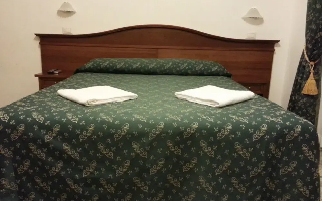Rome City Inn