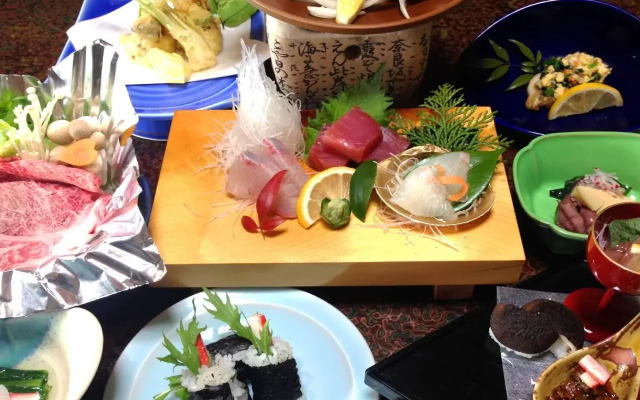 SAKURA River Side Stay Gero Onsen - Hostel