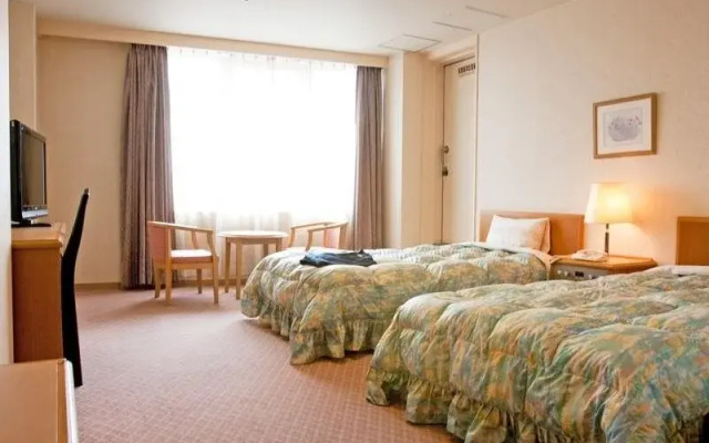 Nishiwaki Royal Hotel