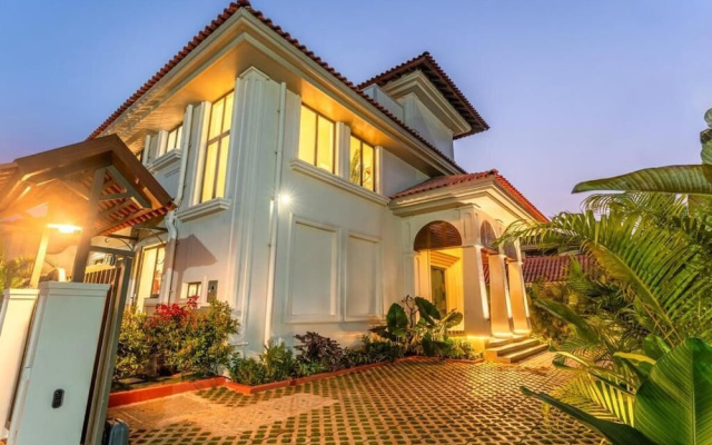 ELIVAAS Casa Bonita 4BHK Villa With Pool
