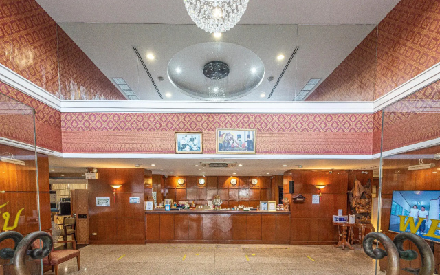 Nonthaburi Palace Hotel