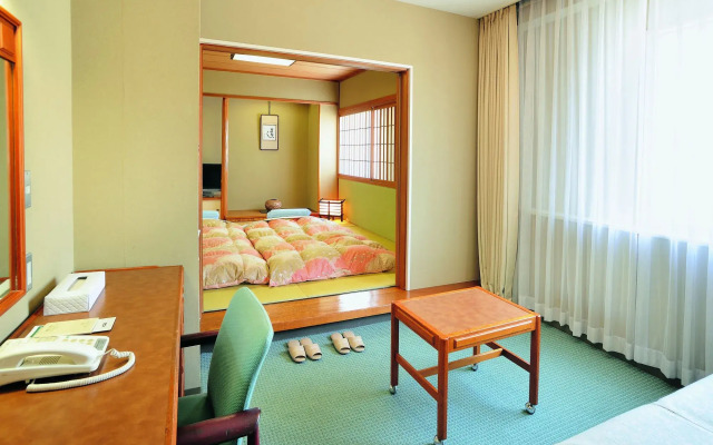 Bandai Silver Hotel