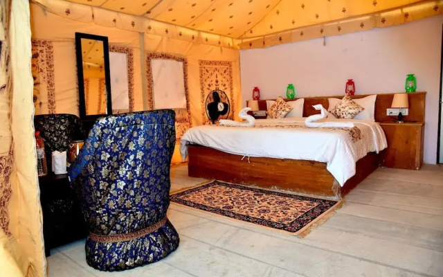 Desert Dream Royal Camp & Pool