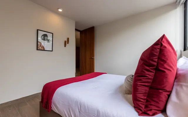 Casai Roma | 2BR | Spacious Getaway