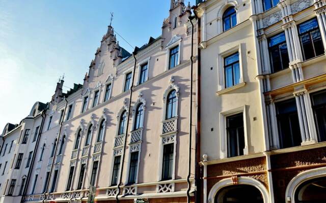 Hostel Diana Park вид на фасад