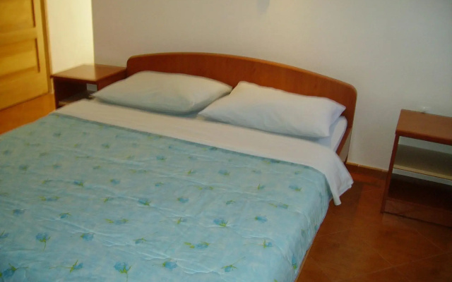 Oliva - 800 m from sea - A4(2+1)