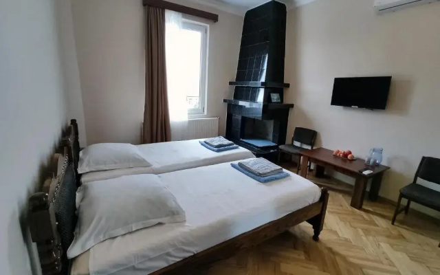 Guesthouse White Swan