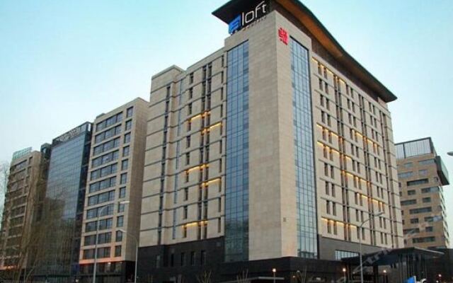 Отель Aloft Beijing, Haidian вид на фасад