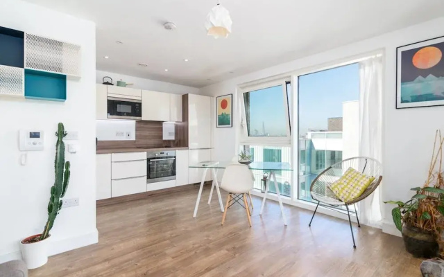 Lovely Studio Flat w/ Terrace in Southeast London