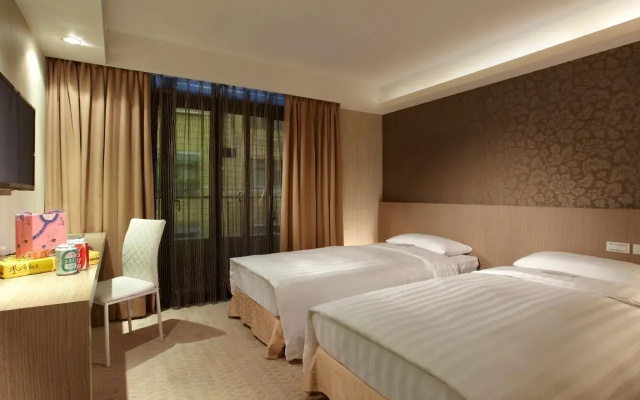Rf Pretty Hotel