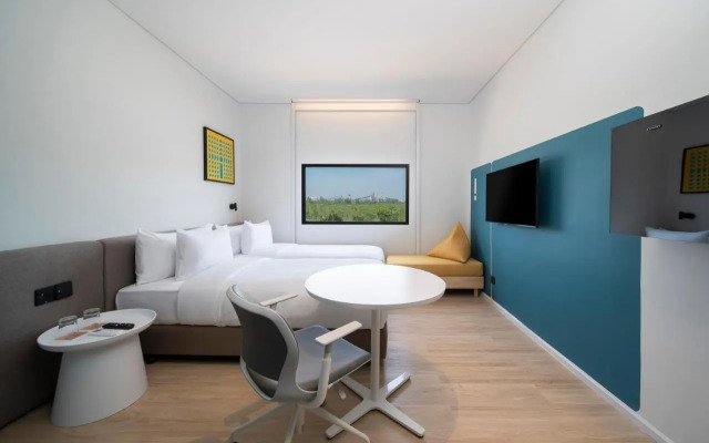 GO Hotel Sriracha at Central Si Racha