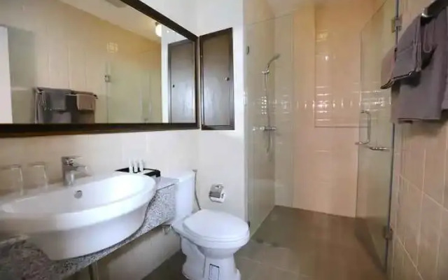 Triple Trees Residence - former Double Tree Residence