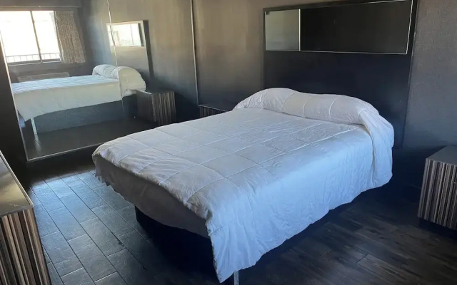 Metro Motel