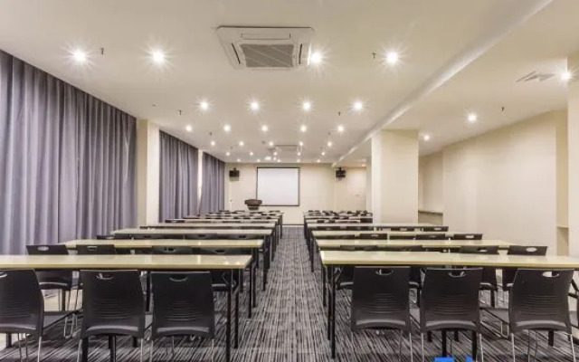 New Yuexiang Hotel