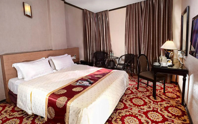 OYO 518 Hotel S bee