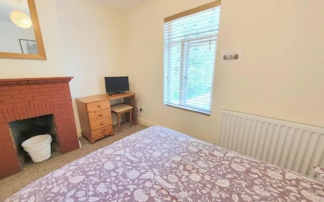 Bassett Flat with 2 Double Bedrooms and Superfast Wi-Fi