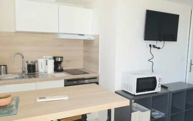 Superbement rénové studio duplex Vieil Antibes