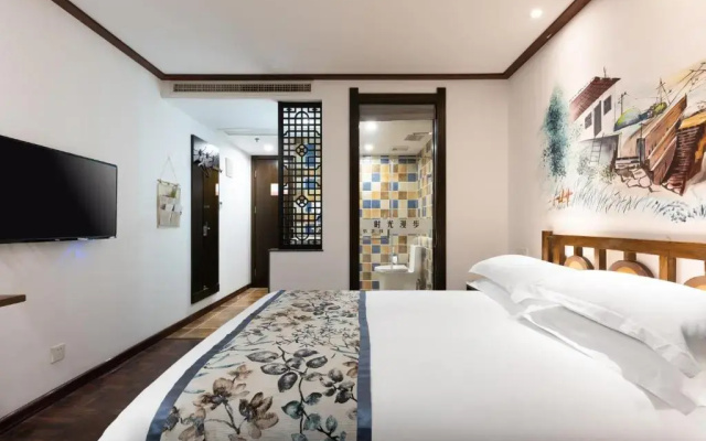 Nostalgia Hotel（Tianjin Binhai Tanggu）