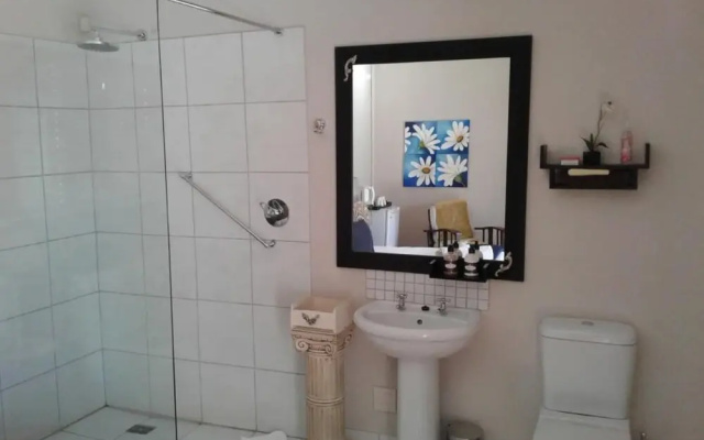 Tuscana Villa Guest House
