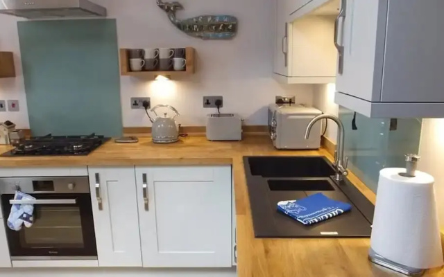 Albert View 1