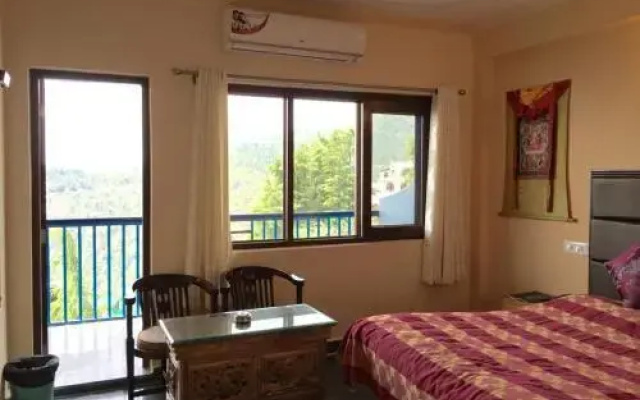 Zambala House