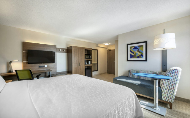 Holiday Inn Express Toronto - Downtown by IHG