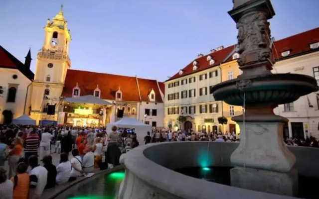 Diamond residence ***** in Old Town